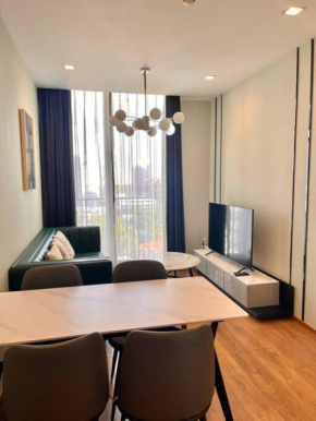 Asoke 2BR in CBD BTSphrom phong Emsphere